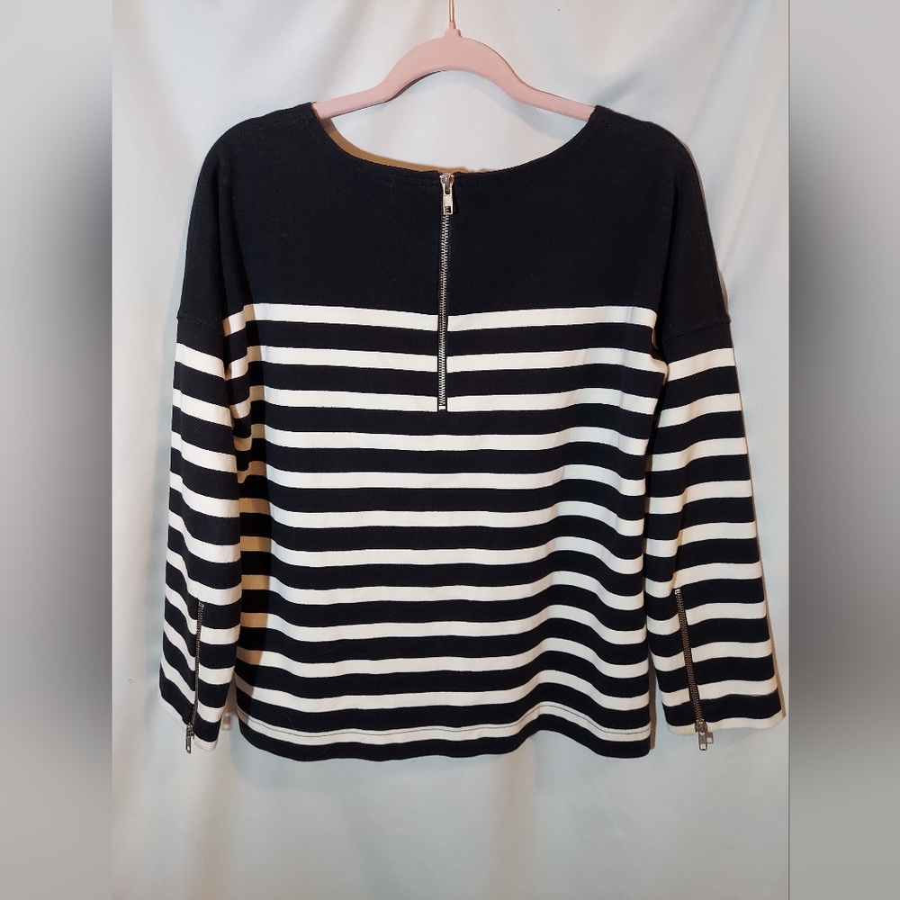 J. Crew Striped Long Sleeve Top in Black and White With Zipper Details - Picture 2 of 7